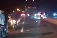 Suasana kemacetan di Jalan Soekarno Hatta, Tuban, saat kecelakaan terjadi.(Ist)