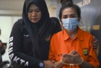 Ria Beauty, klinik kecantikan ilegal dengan omzet Rp200 juta per hari, ditutup setelah praktiknya terbongkar. Pemiliknya, Ria Agustina, ditangkap karena menggunakan produk tidak aman.(Ist)