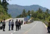 Satlantas Polres Trenggalek dan Dinas Pariwisata siapkan rekayasa lalu lintas dan keamanan di kawasan pantai Watulimo untuk antisipasi lonjakan wisatawan saat libur Nataru.(Ist)