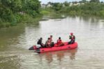 Remaja Tenggelam di Tanggul Sungai Lamongan, Pencarian Terus Dilakukan Remaja tenggelam di Lamongan