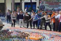 Polres Jombang memusnahkan 3.627 botol minuman keras,(Ist).
