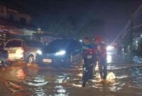 Hujan deras selama satu jam mengakibatkan banjir di dua kecamatan di kedir,(Ist).