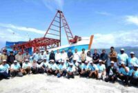 Penyerahan kapal hasil rampasan oleh KKP kepada Nelayan Banyuwangi dalam program "Tangkap Manfaat",(Ist).