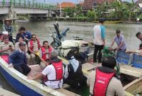 Rombongan petugas BPN Sidoarjo hendak meninjau lokasi HGB 656 Ha di laut sidoarjo,(Ist).