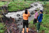 Kondisi jembatan penghubung di Desa Tampelan, Situbondo(Foto: Fia Rahma/Liputansatu.id).