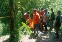 Evakuasi korban pembunuhan di Jombang (Ist).