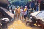 3 Kecamatan di Situbondo Terendam Banjir, Pemkab Bakal Bangun Dapur Umum Rumah Warga di 3 Kecamatan Terendam Banjir, Pemkab Situbondo Bakal Bangun Dapur Umum