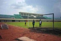 Kondisi Stadion Bumi wali Paska kerusuan suporter pada laga Persela vs Pesijap, (Assayid Annazili/Liputansatu.id).