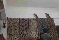 Batik Gedog Khas Tuban, menjadi salah satu kekayaan seni budaya di Indonesia,(Assayid Annazili/Liputansatu.id).