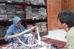IG Batik Gedog Tuban dalam Proses, Pengrajin Turut Bangga Pengrajin batik gedog