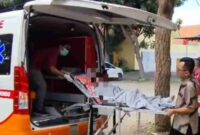 Bocah Korban Lemparan Spirtus Dirujuk ke RSUD dr. Soebandi Jember,(Fia Rahma/Liputansatu.id).