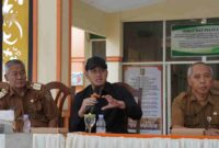 Bupati Tuban Aditya Halindra Faridzky pimpinan Rapat Darurat penanggulangan banjir,(Assayid Annazili/Liputansatu.id).