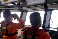 Operasi SAR pencarian orang hilang di perairan karang Jamuang Gresik, (Humas SAR)