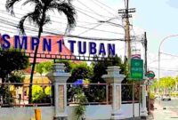 Polemik pemotongan dana kegiatan study tour SMPN 1 Tuban,(Assayid Annazili/Liputansatu.id).