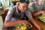 Larva di Ransum MBG Tuban: Pelaksana Bungkam Meski Dikecam Publik, Siswa Pembuat Video Diisukan Diskors Pelaksanaan MBG di Tuban