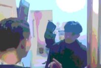 Sepasang muda-mudi tejaring razia saat berada di kamar homestay, mengaku masih pelajar, (Aji Swasto/Liputansatu.id).