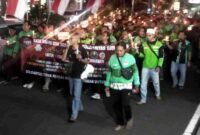 Ratusan Pengendara Ojek Online Gelar Aksi Solidaritas di Mapolres Tuban, (Assayid Annazili/Liputansatu.id).