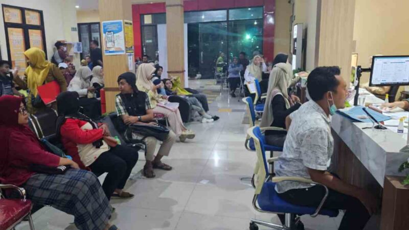 Pelayanan pembuatan SKCK di Polres Situbondo buka 24 jam, guna memudahkan pegawai PPPK, (Fia Rahma/Liputansatu.id).