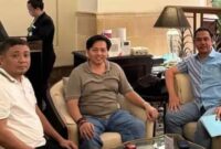 HRM. Khalilur R. Ab. S, (tengah) pengusaha asal Situbondo sekaligus pemilik BALAD GRUP, (Ist).