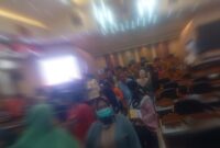 Puluhan pedagang parkir wisata Sunan Bonang datangi gedung DPRD Tuban, (Aji Swasto/Liputansatu.id).