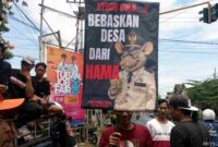 Aksi warga Desa Kepohagung tuntut copot Kades terkait dugaan korupsi, (Assayid Annazili/Liputansatu.id).