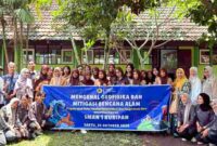 Kegiatan sosialisasi mitigasi bencana gempa bumi pelajaran SMA 6 Kuripan bersama Mahasiswa Unram, (Assayid Annazili/Liputansatu.id).