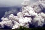 Erupsi Gunung Semeru, Kolom Abu Capai Hingga 700 Meter Erupsi Gunung Semeru Kabupaten Lumajang Jawa Timur