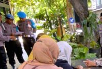 Ahli waris keluarga Gunowidjojo datangi Polres Tuban mempertanyakan penghentian kasus dugaan pungli yang melibatkan Kades Gesikharjo, (Assayid Annazili/Liputansatu.id).