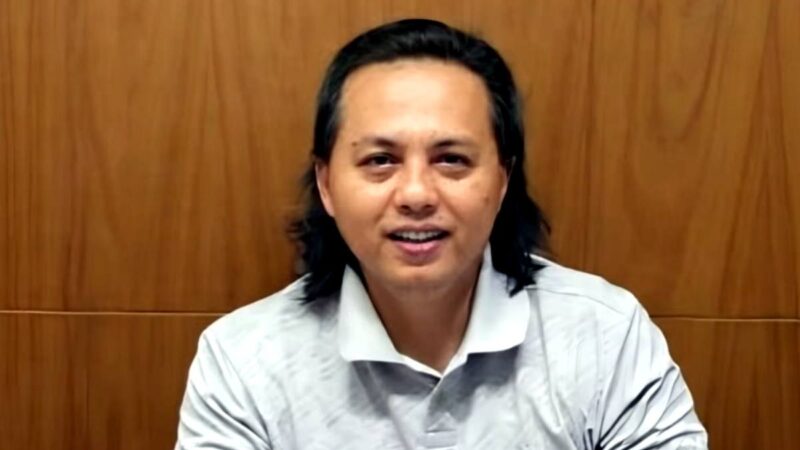 Gus Lilur desak penahanan para tersangka kasus dugaan korupsi dana hibah Pemprov Jawa Timur,  (Fia Rahma/Liputansatu.id).