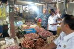 Sidak Pasar, Diskopumdag dan DPRD Tuban Temukan MinyaKita Dijual di Atas HET Sidak Pasar, DPRD Tuban Temukan MinyaKita Dijual di Atas HET