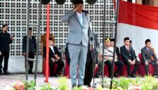 Upacara Hari Otonomi Daerah ke-30 di Situbondo dipimpin Bupati Yusuf Rio Wahyu Prayogo dengan penekanan pada sinergi pusat dan daerah, (Fia Rahma/Liputansatu.id).