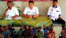 Pertemuan antara pihak BPJS Ketenagakerjaan bersama perangkat desa dan masyarakat terkait kepatuhan pembayaran iuran jaminan sosial ketenagakerjaan di Kabupaten Tuban, (Aji Swasto/Liputansatu.id).