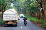 Polisi Ancam Tindak Tegas Truk Tambang Tanpa Terpal di Jalur Merakurak-Montong Tuban Truk tambang tanpa terpal melintas di jalan Merakurak-Montong Kabupaten Tuban membawa material limestone
