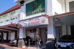Bantah Ada Penggeledahan, Polemik Dugaan Uang Pelicin di Kejari Tuban Belum Reda Kejaksaan Negeri Tuban di tengah polemik dugaan uang pelicin