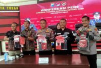 Polresta Tuban memaparkan hasil Operasi Tumpas Narkoba Semeru 2026. Polisi mengungkap empat kasus dengan empat tersangka dan menyita total 53,649 gram sabu, (Assayid Annazili/Liputansatu.id).