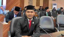 Anggota DPRD Tuban Komisi III, Lukmanul Hakim (gambar : Assa Annazili)